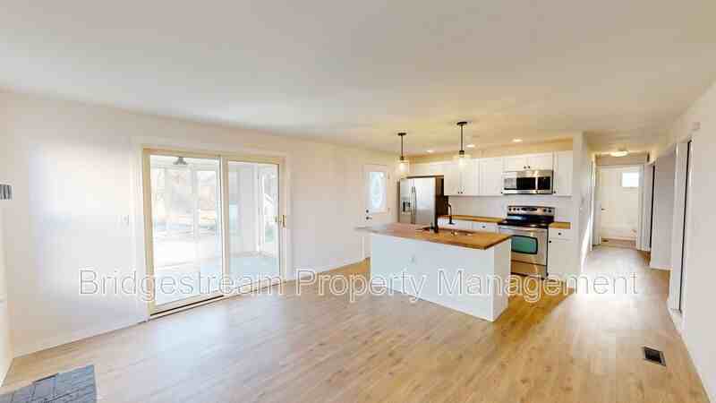 7716 Timbercrest Drive - Photo 6 of 18