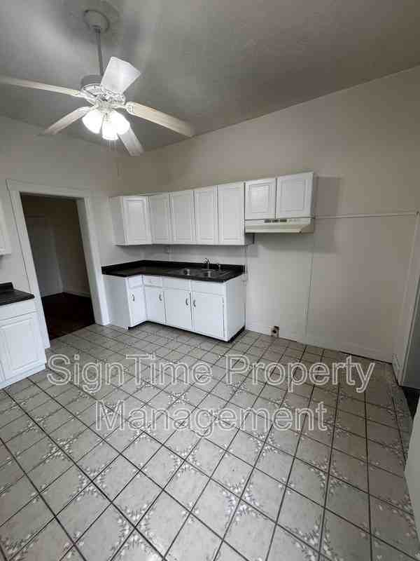 40-42 East Franklin Street - Photo 2 of 20