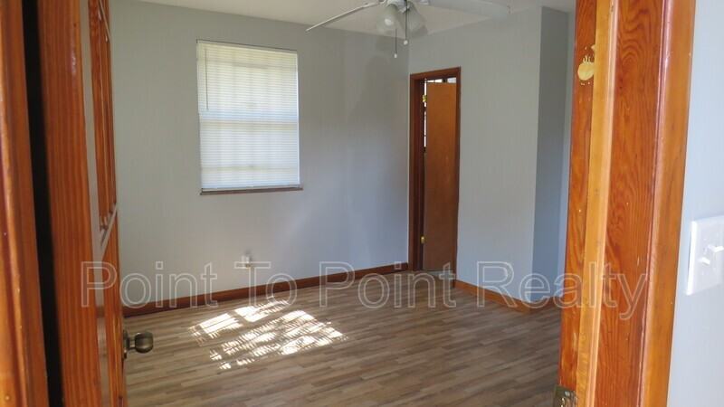 1609 W 13th St - Photo 3 of 15