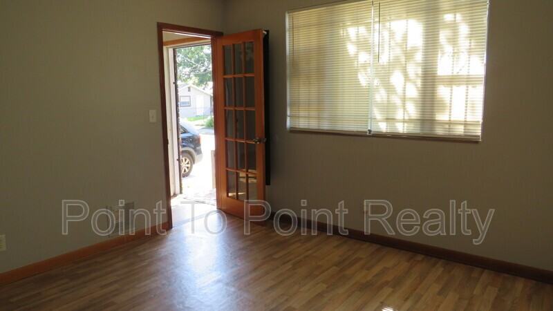 1609 W 13th St - Photo 4 of 15