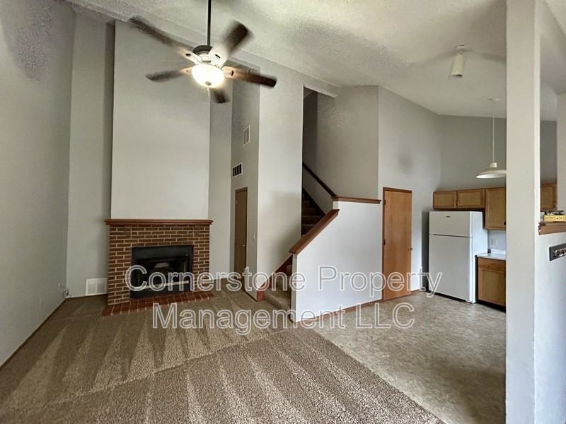 1901 E 23rd St Bldg B - Photo 3 of 9