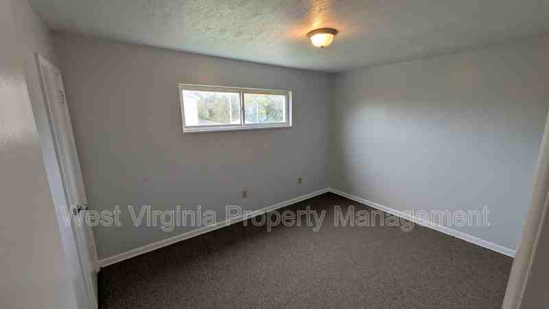 1111 24th Street #1111-1 - Photo 6 of 7