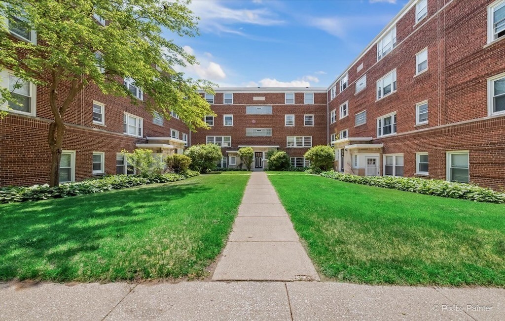 2719 W Berwyn Ave #3