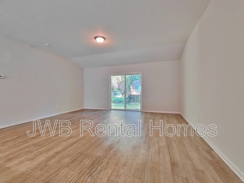 5435 Rosedale Lane - Photo 3 of 7