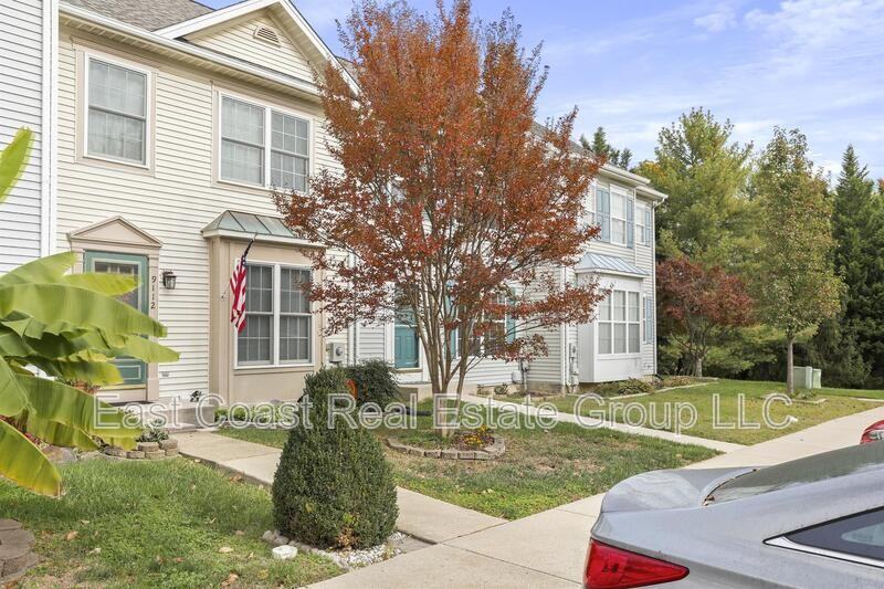 9114 Ridgefield Ln - Photo 4 of 38