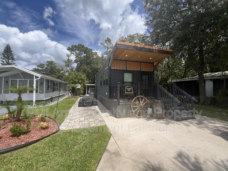 112 Appaloosa Trl E - Photo 2 of 23