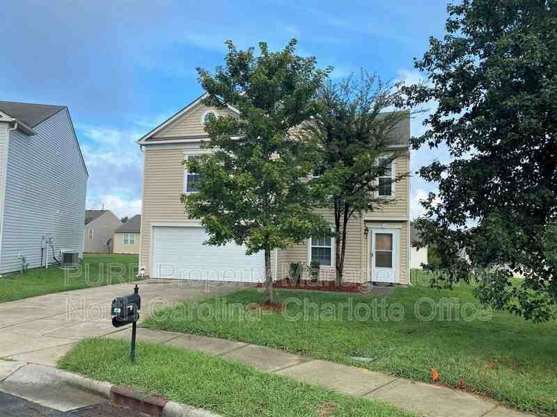 1708 Larne Cir - Photo 5 of 50