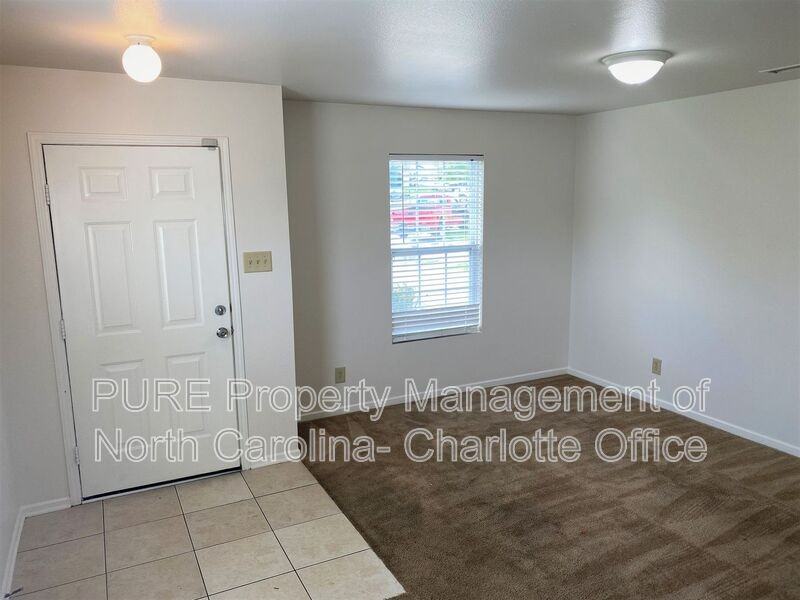 1708 Larne Cir - Photo 7 of 50