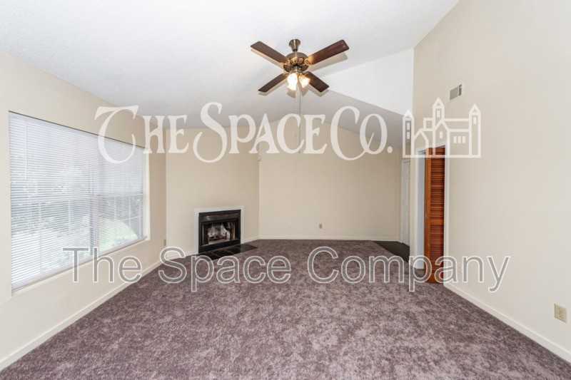 2020 Coldspring Dr #F - Photo 3 of 17