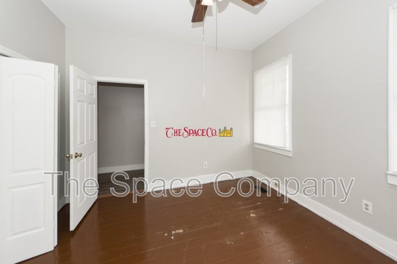 555 Rutledge Avenue #A - Photo 4 of 11