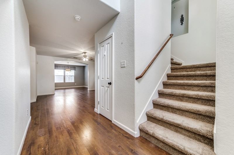 10811 Marot Fld - Photo 2 of 23