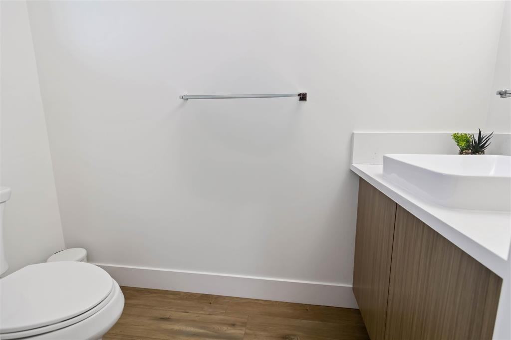 11556 72A Avenue #28 - Photo 5 of 19