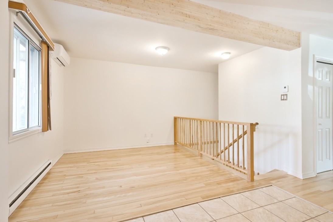 Rue Montgomery & Rue de Rouen - Photo 7 of 17