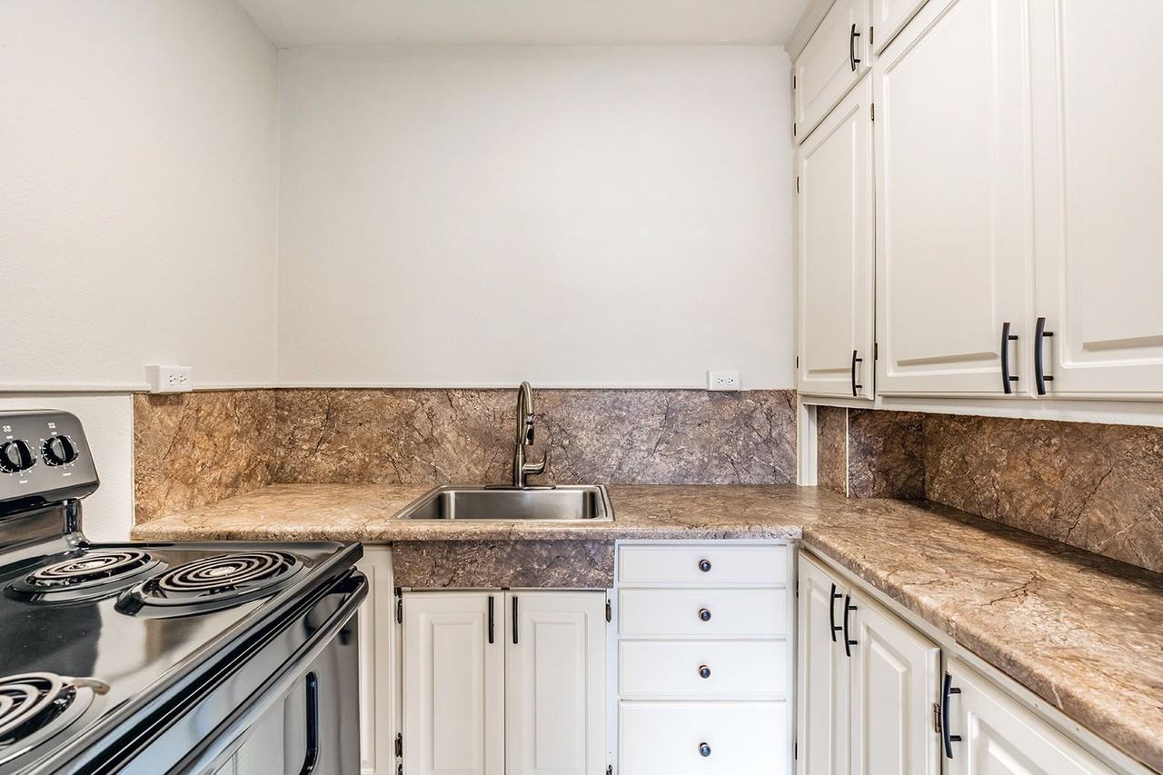 Charbern Apartments, where timeless architecture meets comfortable city living. - Photo 5 of 59