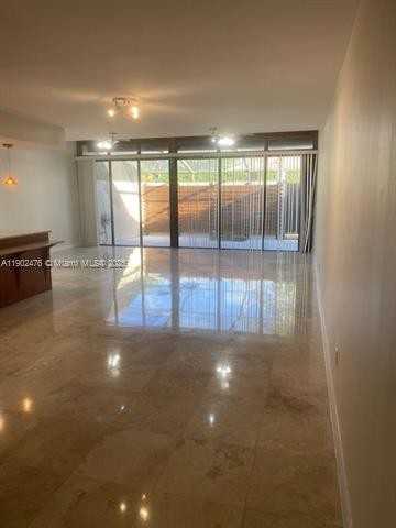 8129 Sw 86th Ter - Photo 3 of 19