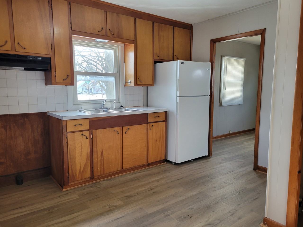 105 Sherman Avenue - Photo 7 of 15