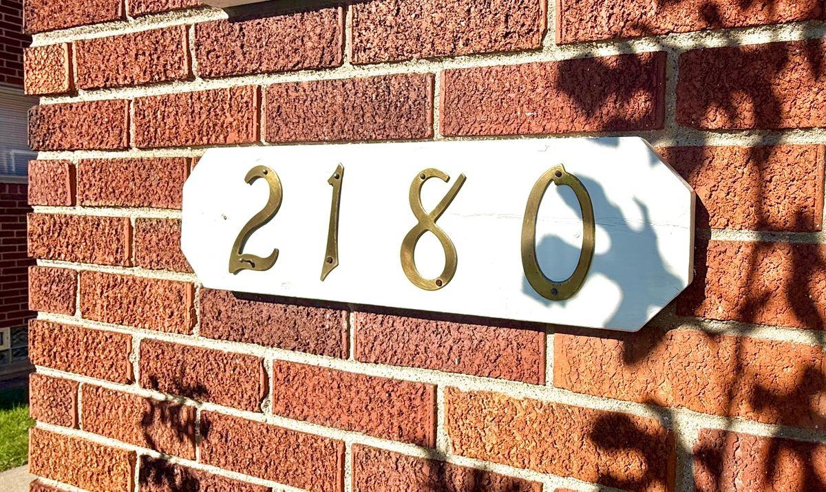 2180 Vernier Rd - Photo 4 of 29