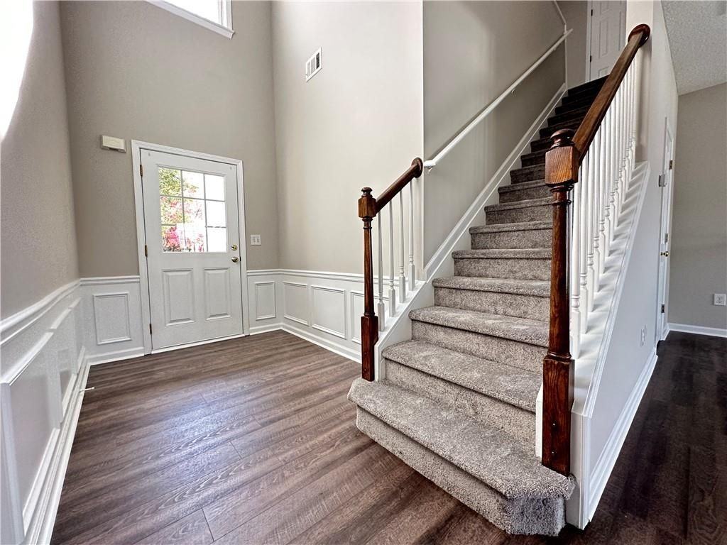 3613 Gainesway Trce - Photo 6 of 35