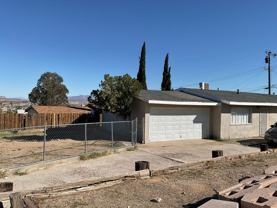 912 E Navajo St - Photo 1 of 1