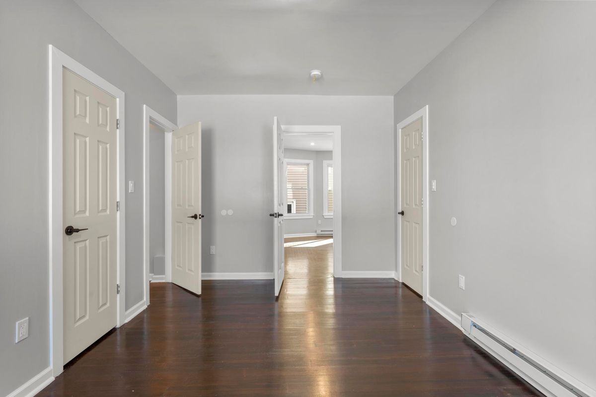 228 Cooke St ##2 - Photo 5 of 10