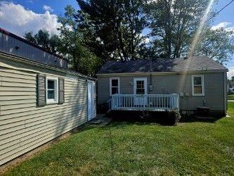 1155 Hartzell St - Photo 5 of 11