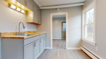 featured image of 19 Allen St