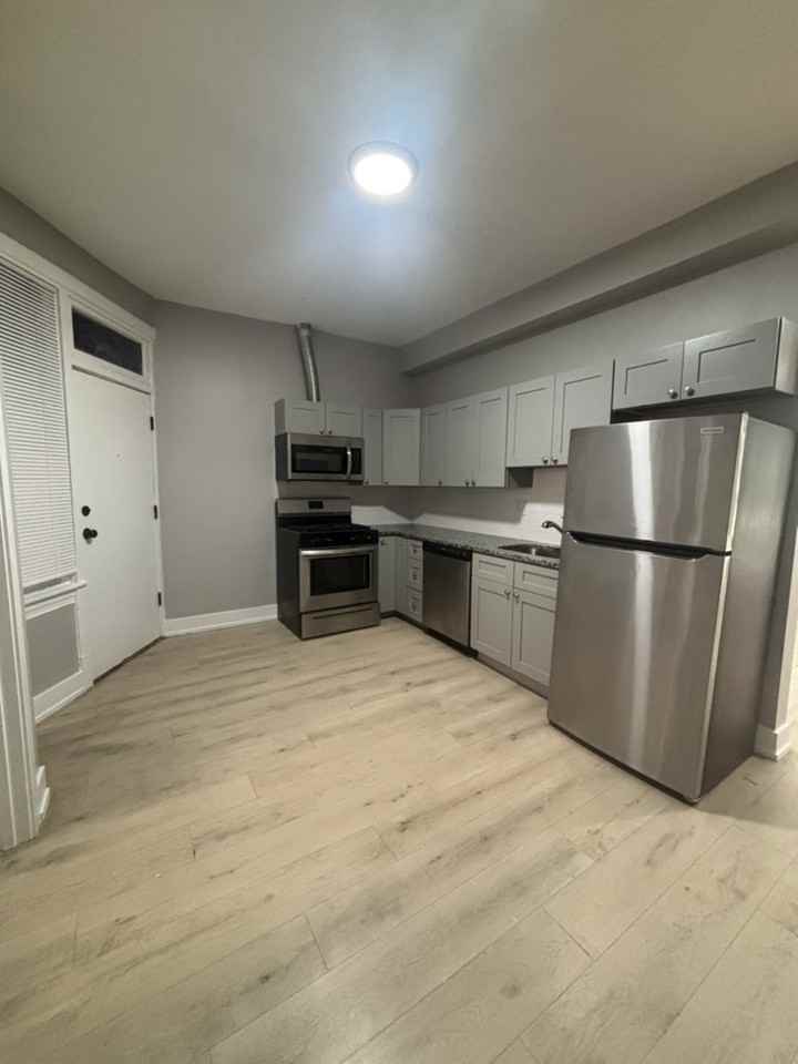 3848 W Hirsch st - Photo 7 of 15