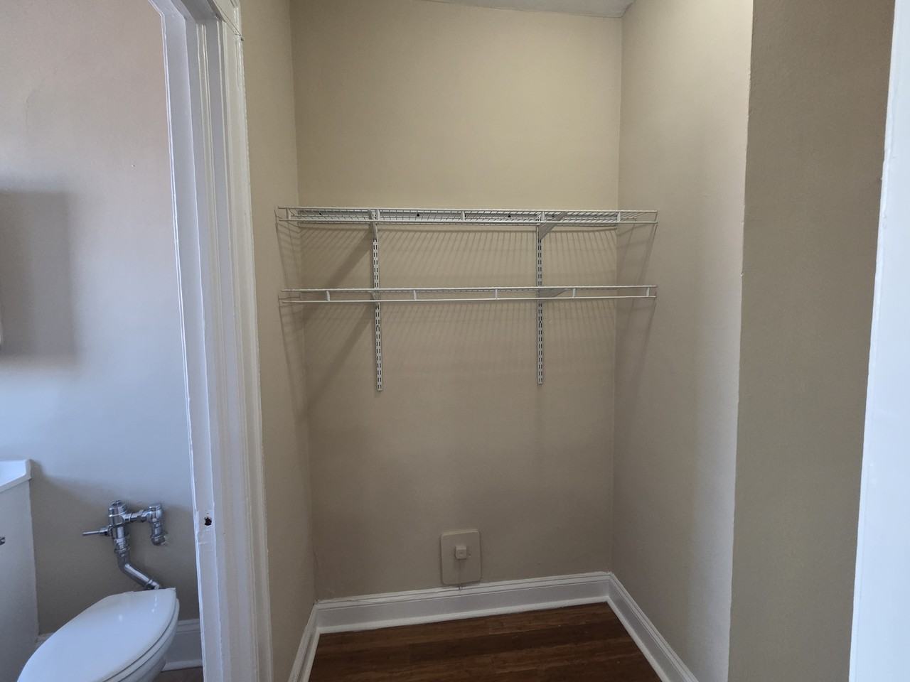 5326 S. Cornell - Photo 5 of 27