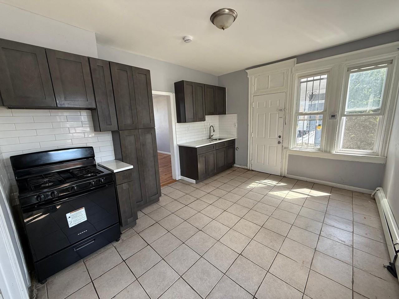 544 Grove St /NORTHEAST GROVE STREET NJ LLC - Photo 2 of 12