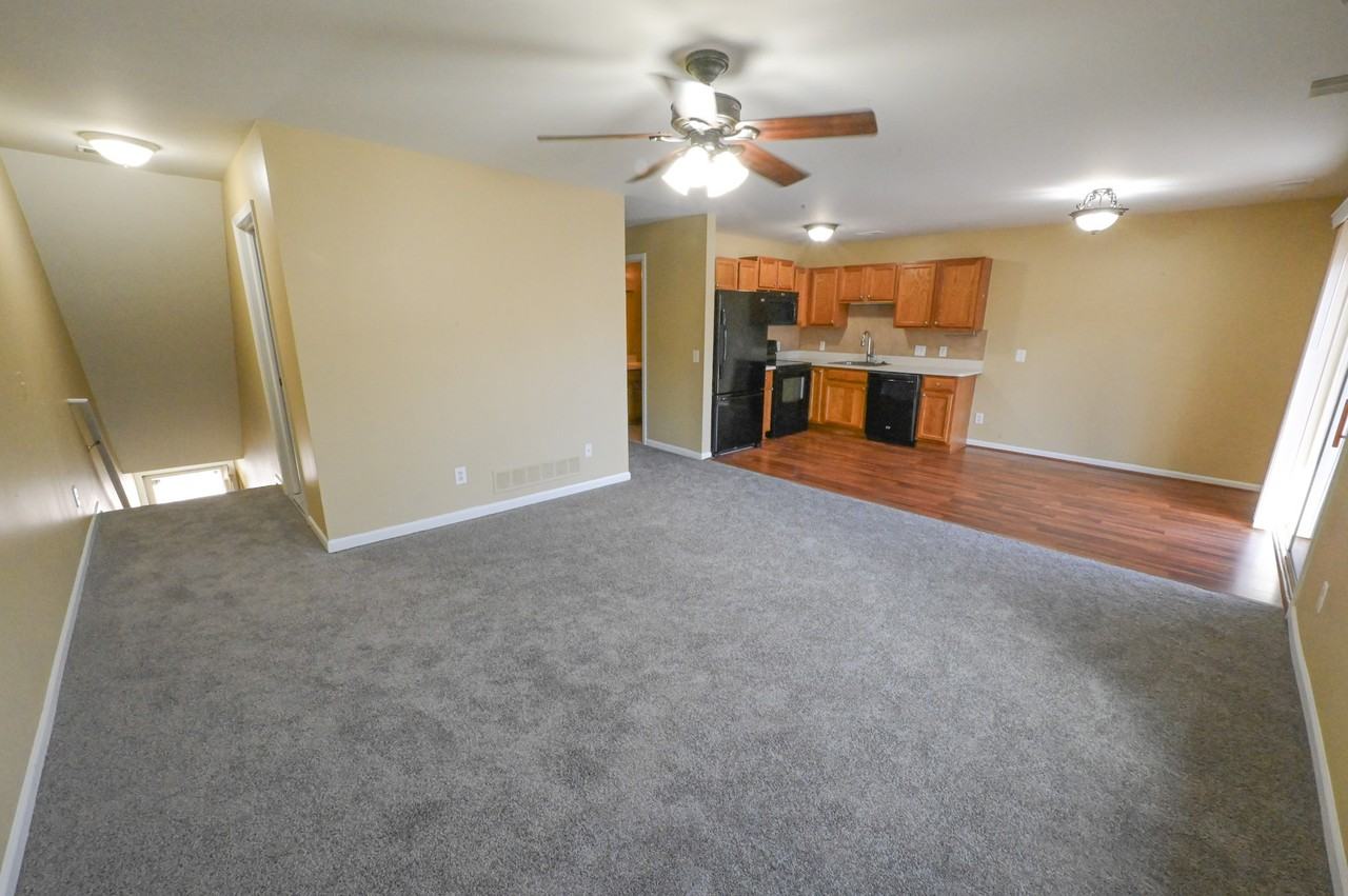 18530 East 14 Mile Road - Photo 3 of 32