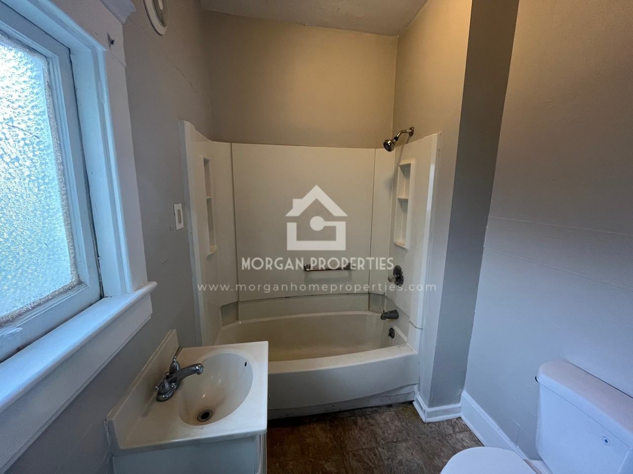 225 North 10th Street - Photo 5 of 7