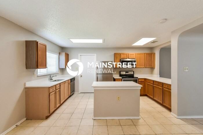 8027 Chestnut Cape - Photo 6 of 16