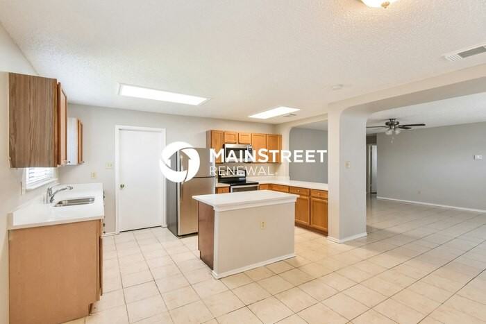 8027 Chestnut Cape - Photo 7 of 16