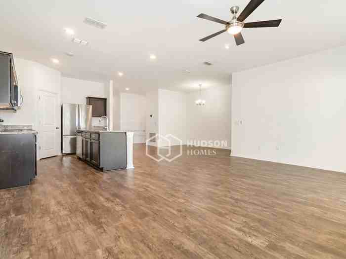 5824 Bullock Place - Photo 7 of 25