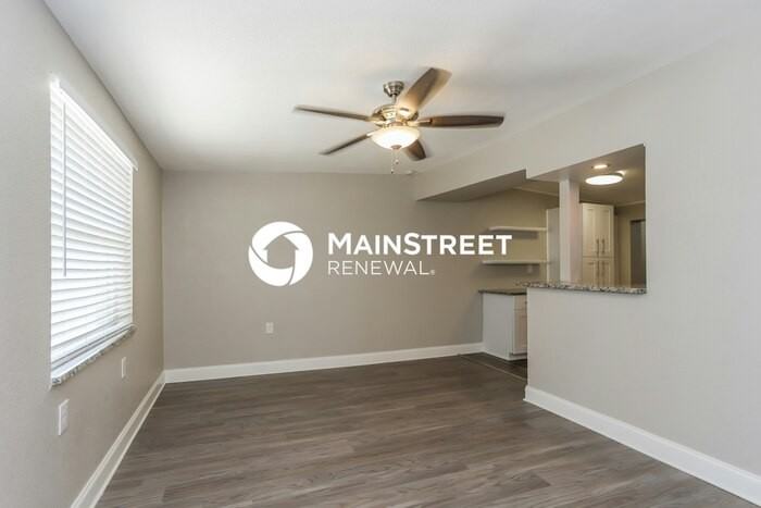 1960 Cecil Street - Photo 3 of 16