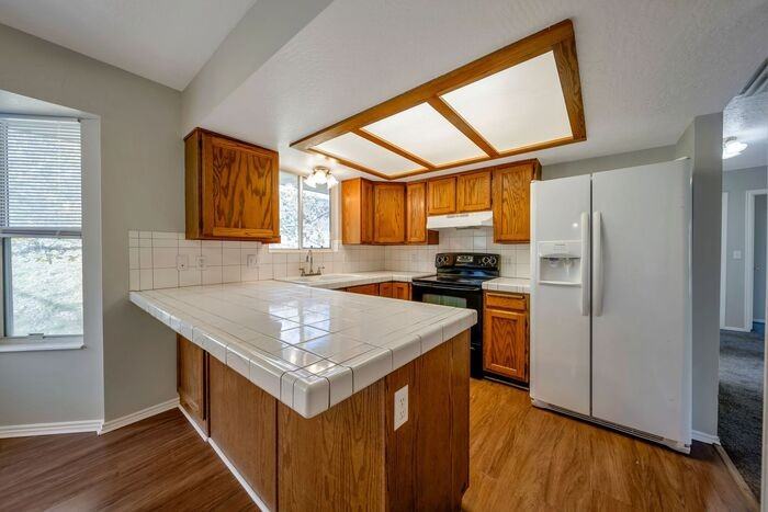 11810 South Hidden Valley Drive - Photo 6 of 32