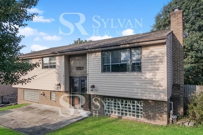 383 E James St - Photo 2 of 15