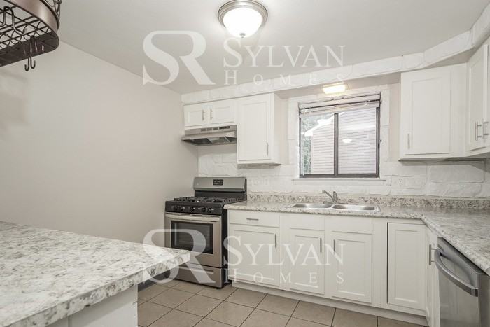 383 E James St - Photo 6 of 15