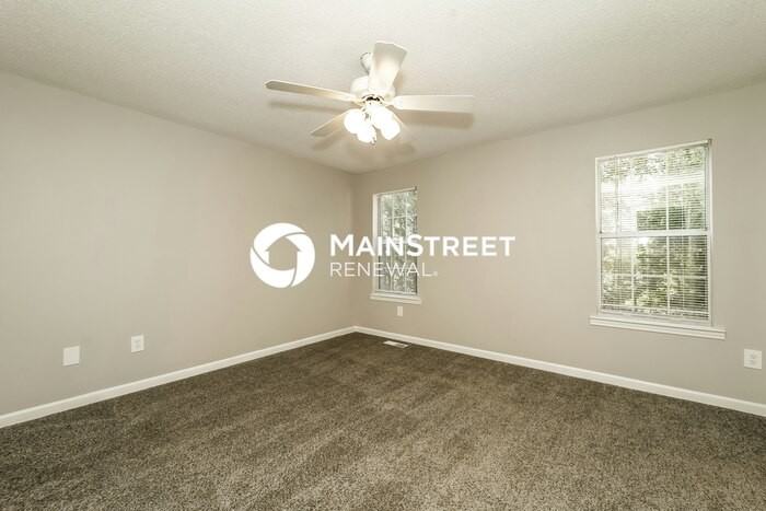 33 Daisy Ln - Photo 6 of 17