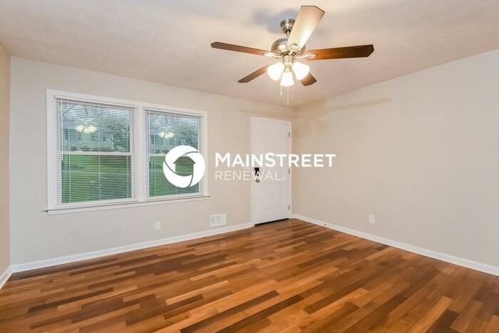 3741 Cindy Drive - Photo 6 of 17