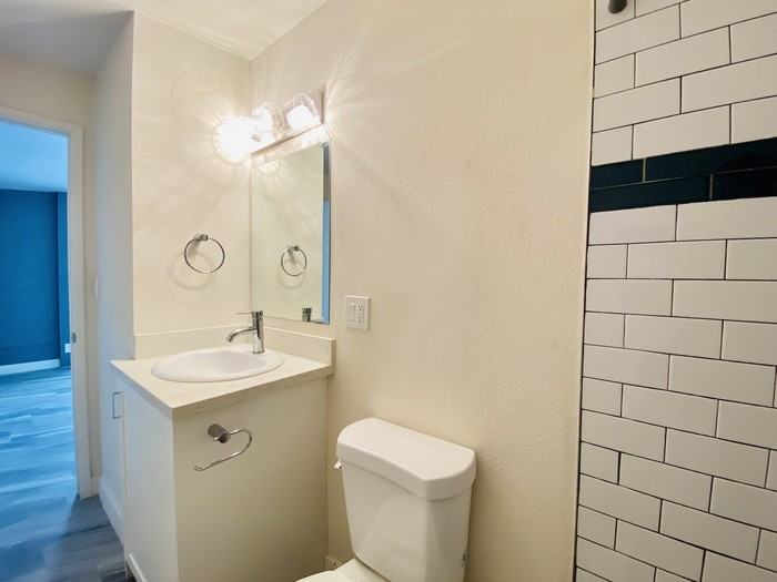 2867 N Euclid Ave - Photo 3 of 23