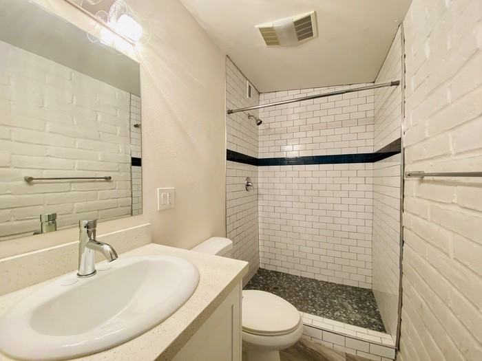 2867 N Euclid Ave - Photo 6 of 23