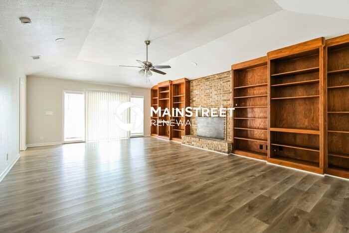 5729 Windy Holw - Photo 2 of 16