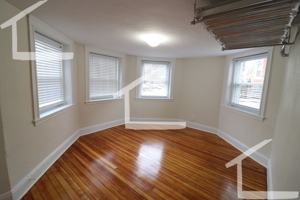 featured image of 7 Mount Hood Rd