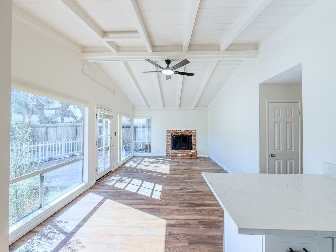 121 Highland Dr - Photo 2 of 16