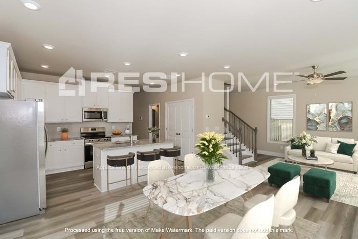 110 Brougham Drive South - Photo 3 of 19