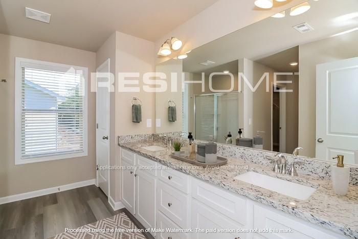 110 Brougham Drive South - Photo 6 of 19