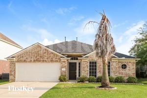 featured image of 5914 Rosemary Cir