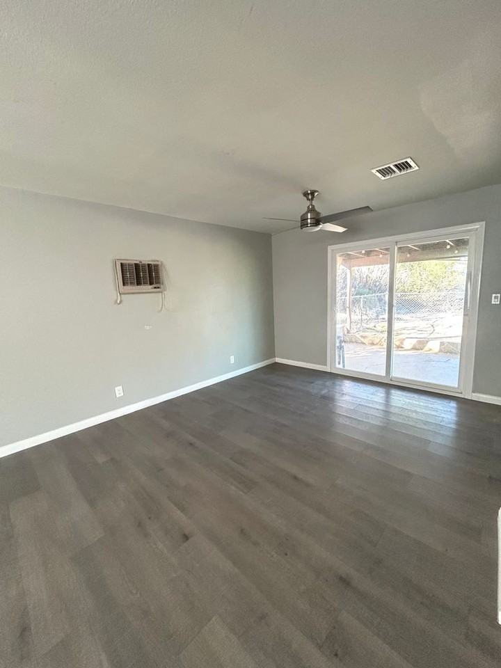 5430 Cahuilla Ave - Photo 6 of 18