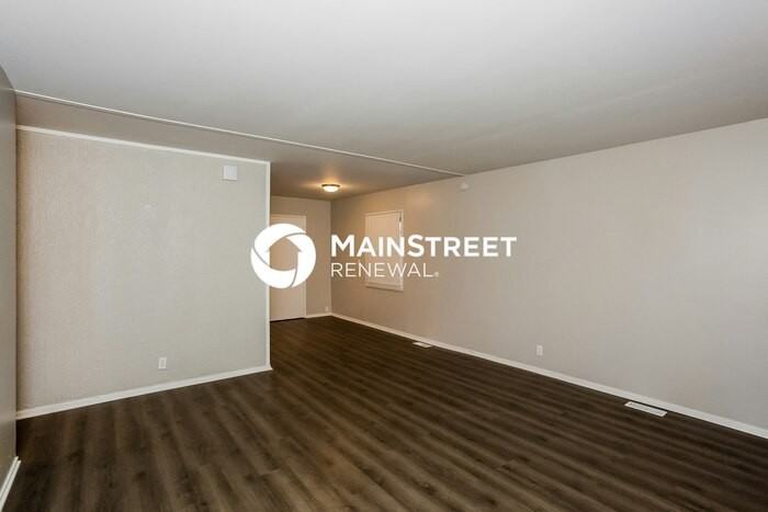 5101 Patricia St - Photo 3 of 16